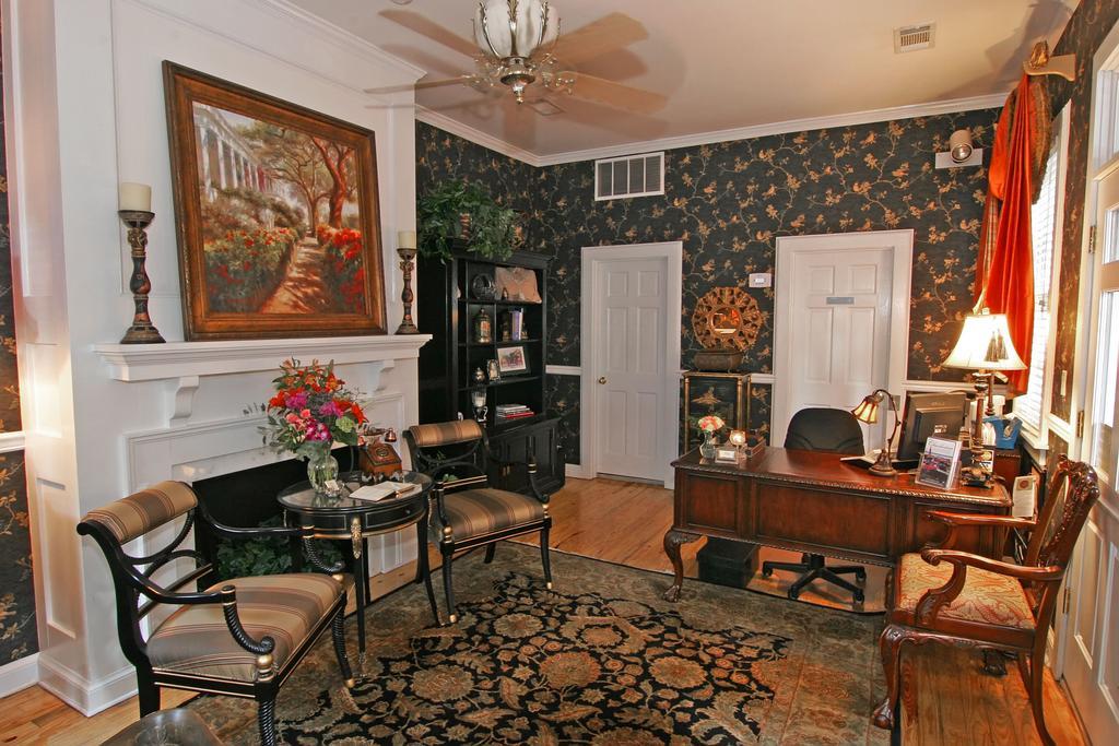The Elliott House Inn Charleston Rum bild